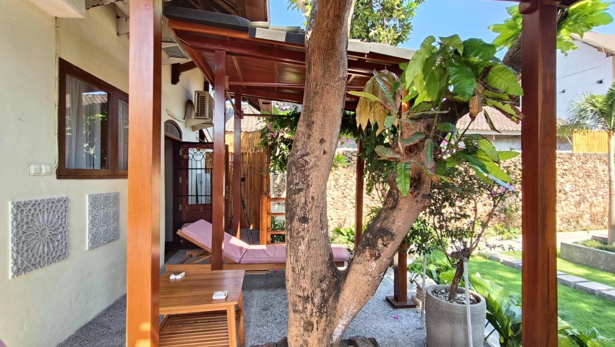 Dalai Tropical Hotel Kuta  Exterior photo