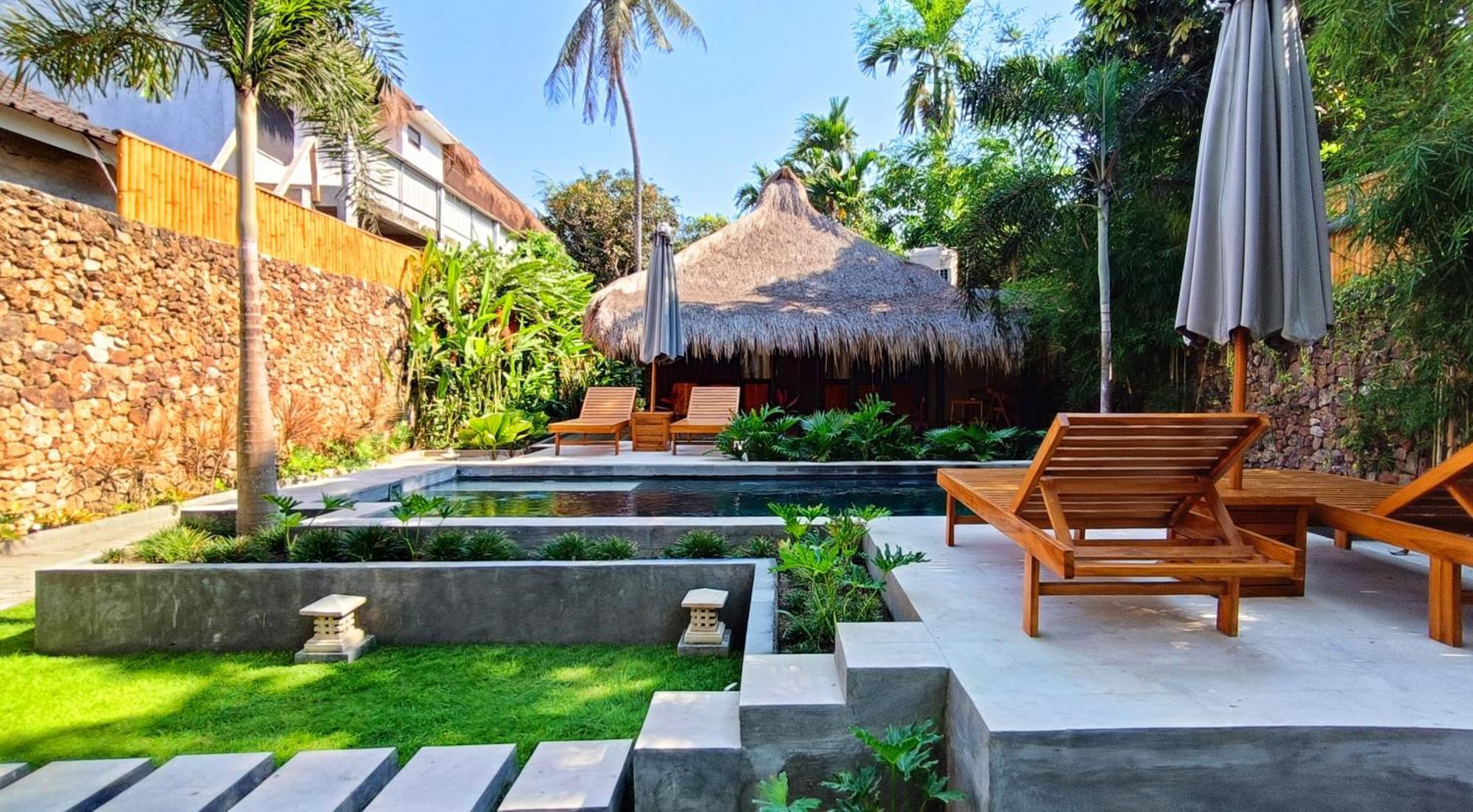 Dalai Tropical Hotel Kuta  Exterior photo