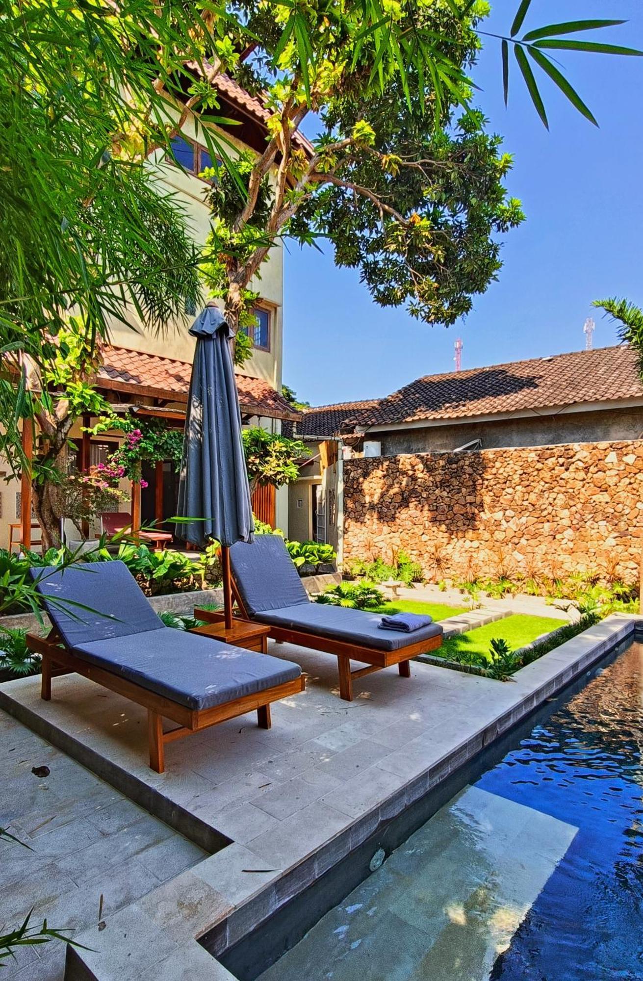 Dalai Tropical Hotel Kuta  Exterior photo
